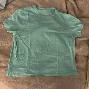 Lululemon cates tee